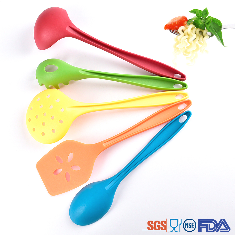 New colorful kitchen utensils stainless steel 5 pc nylon kitchen utensil tool set cooking kitchen gadgets in fruit & vegetable
